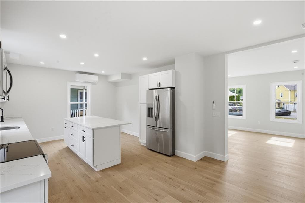 44 Park Place photo 8