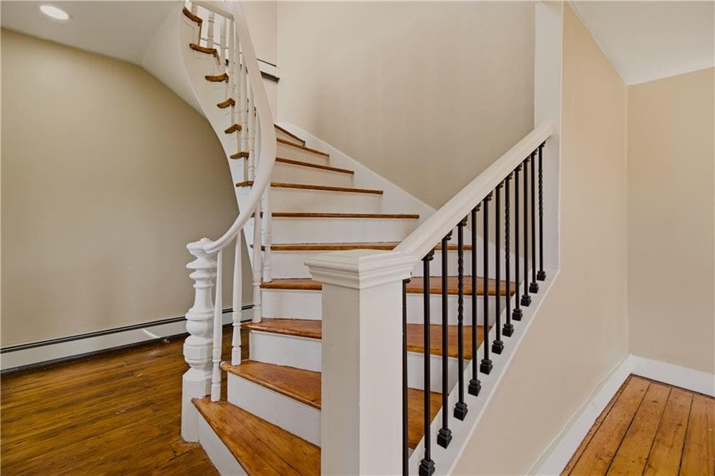 Single Family Residence at 370 Pascoag Main Street, Burrillville, photo 14 of 38