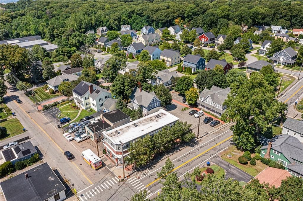 Commercial at 185 187 Washington Road, Barrington, photo 2 of 50