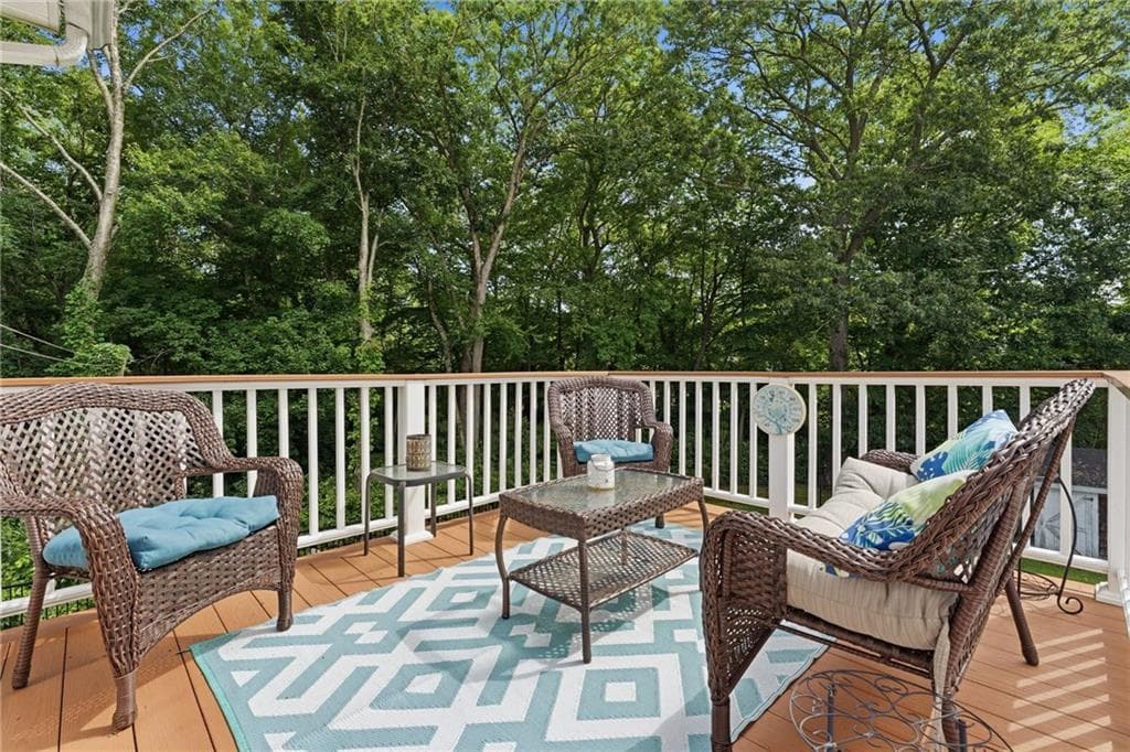 15 Clay Lane photo 13