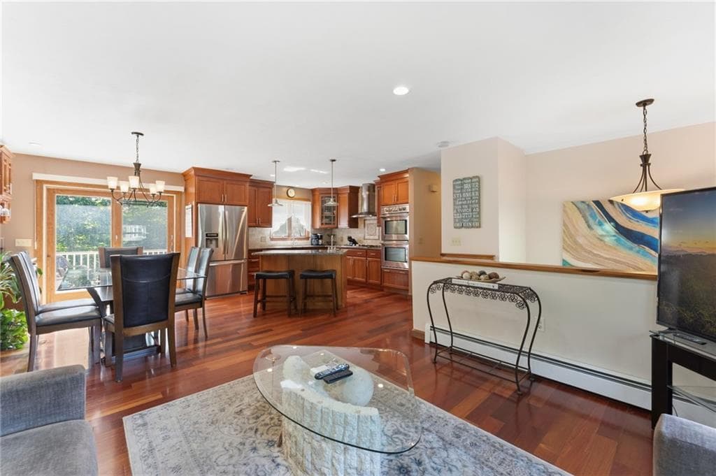 15 Clay Lane photo 18