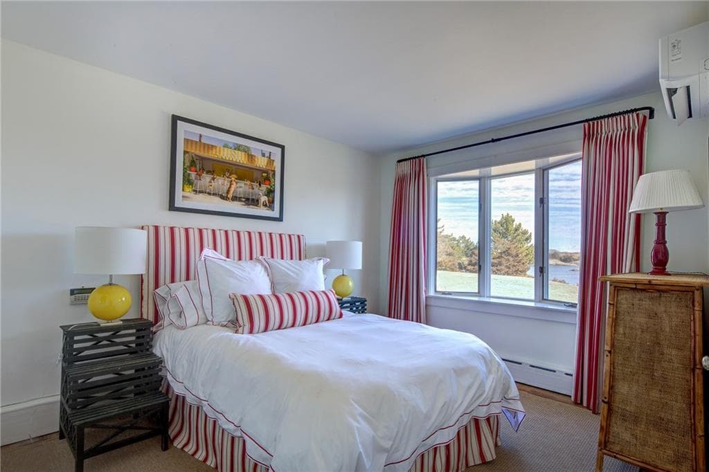 Single Family Residence at 6 Price's Cove Avenue, Newport, photo 31 of 50