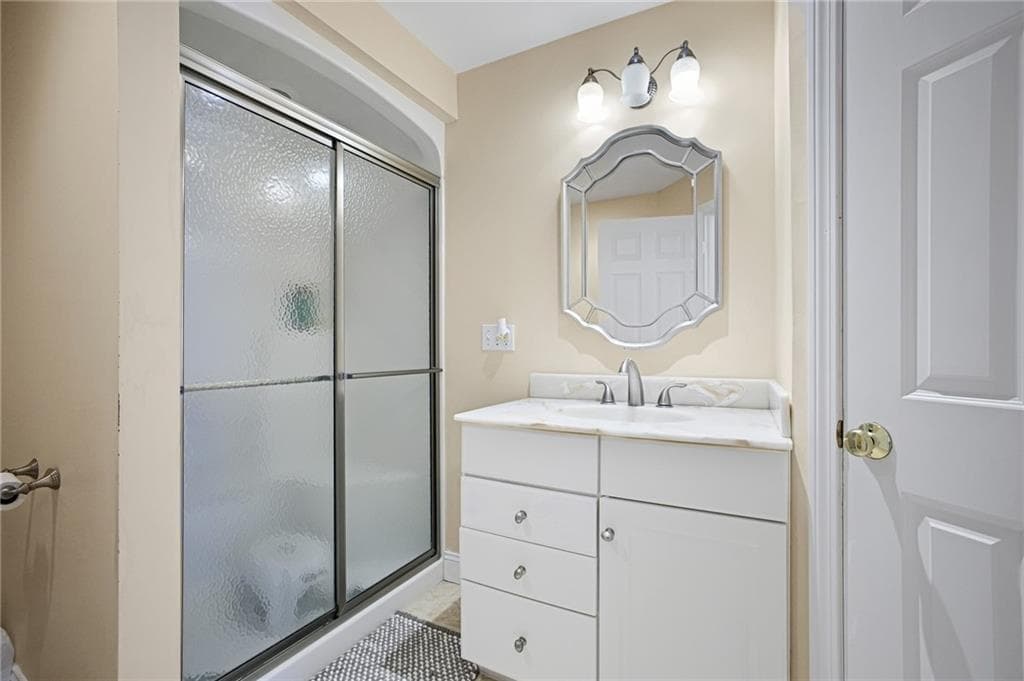 4 Nantucket Avenue photo 27