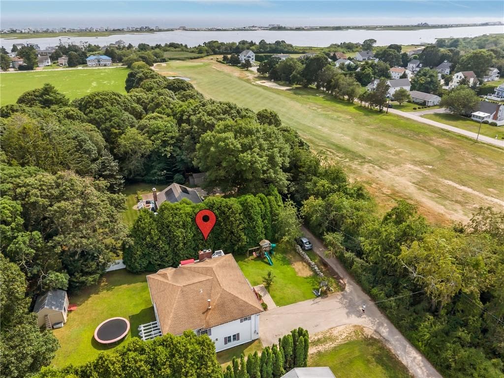 4 Nantucket Avenue photo 7