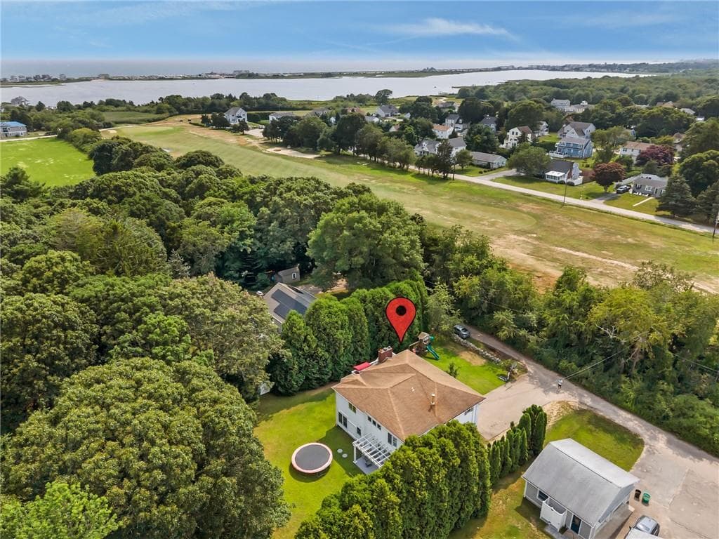 4 Nantucket Avenue photo 8