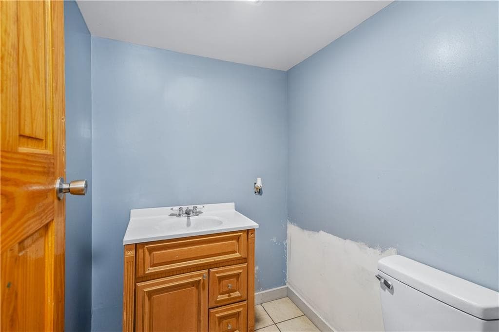 197 Althea Street photo 32