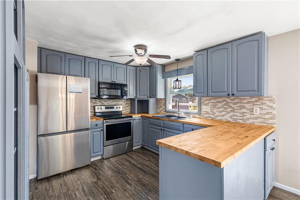 40 Fern Drive photo 9