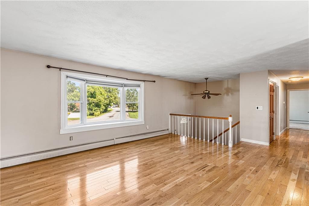 40 Fern Drive photo 4
