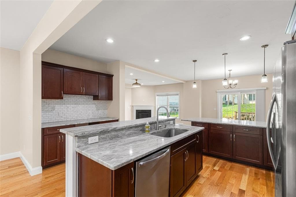 102 Hunting Hill Drive photo 6
