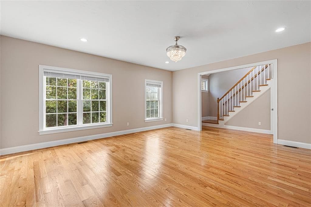 102 Hunting Hill Drive photo 15