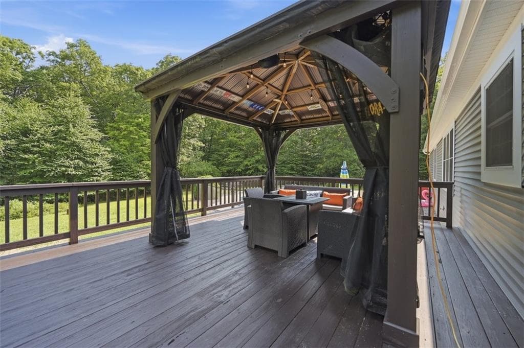 884 Reynolds Road photo 43