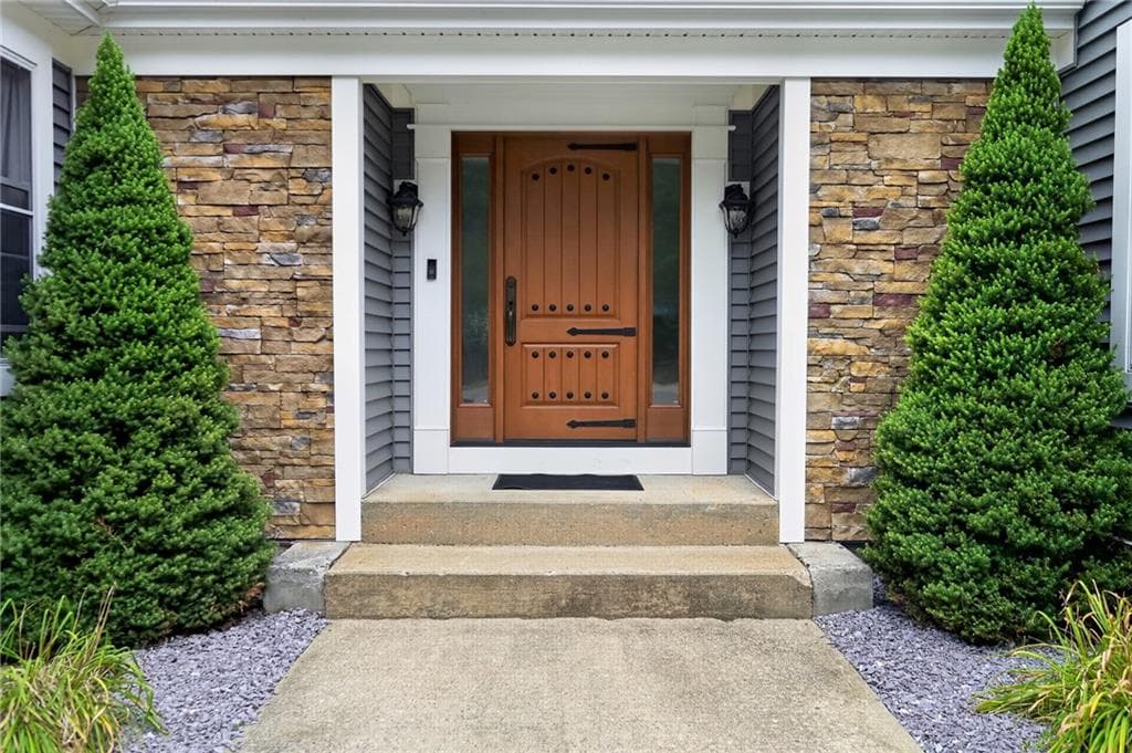 884 Reynolds Road photo 7