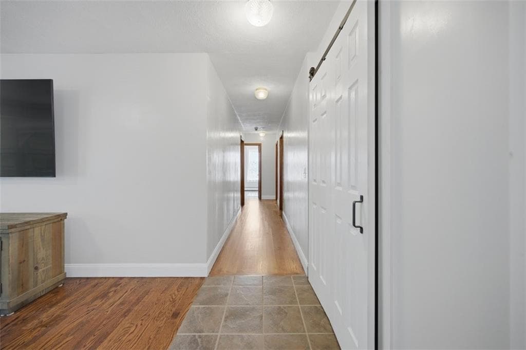 884 Reynolds Road photo 36