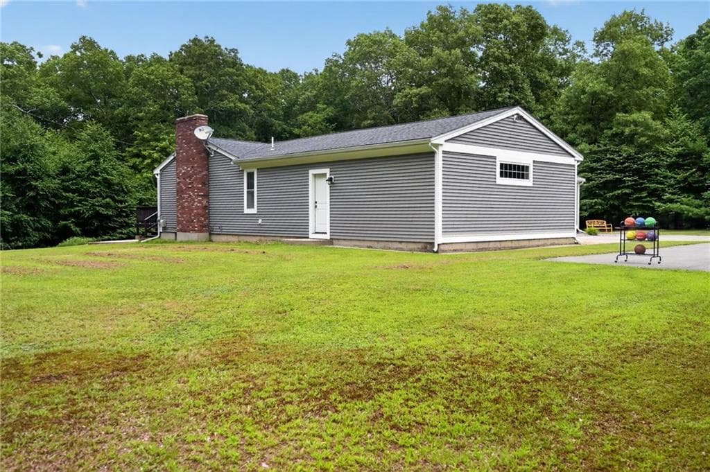 884 Reynolds Road photo 20