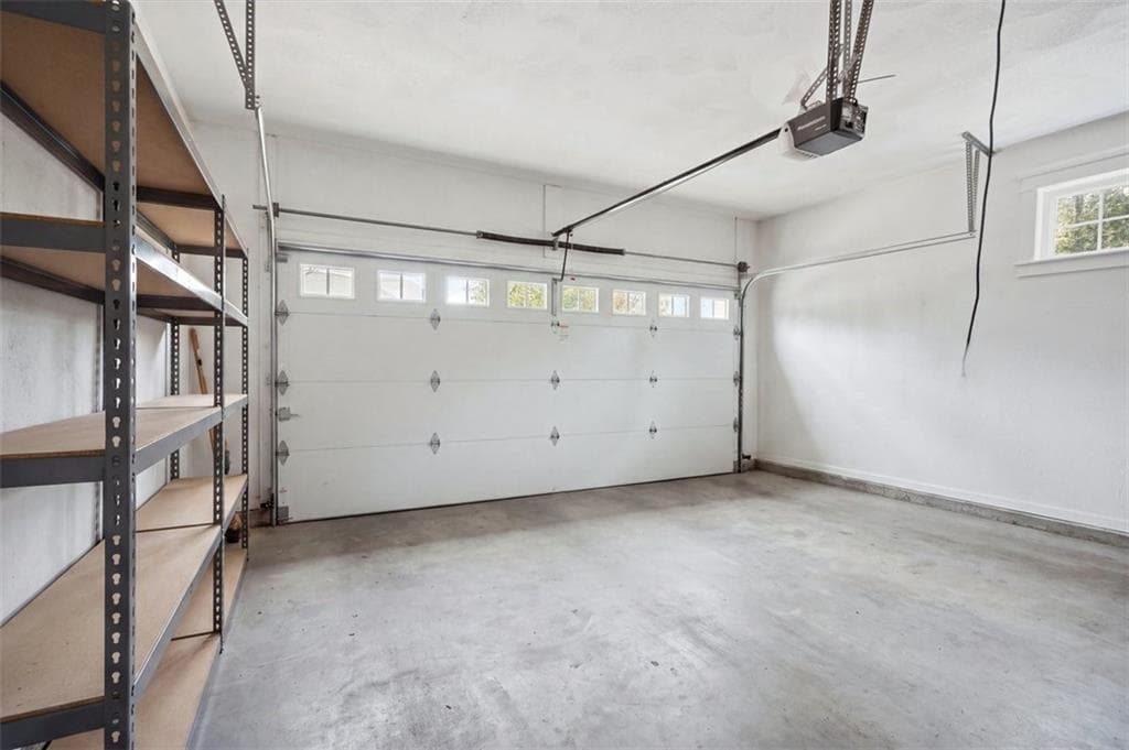 884 Reynolds Road photo 49