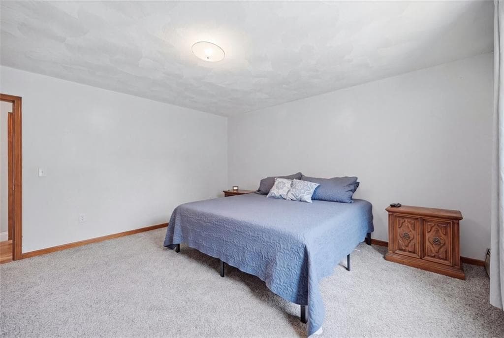 884 Reynolds Road photo 37