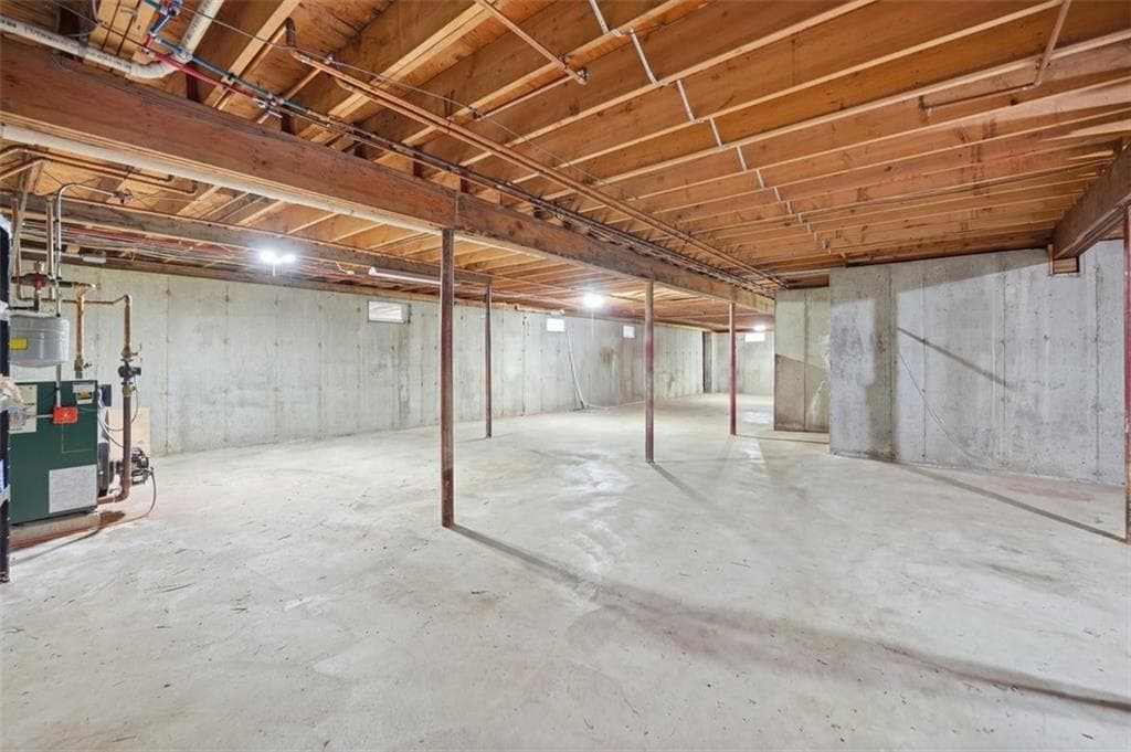 884 Reynolds Road photo 48