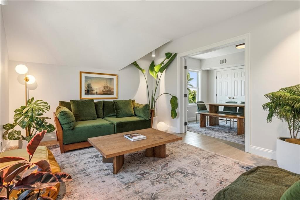 331 Williams Street UNIT 3 photo 4