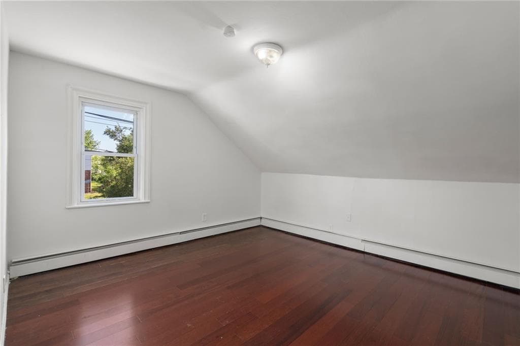 294 Admiral Street photo 16