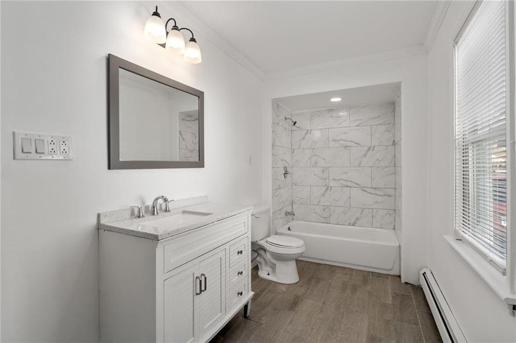 294 Admiral Street photo 5