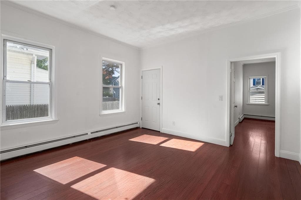 294 Admiral Street photo 8