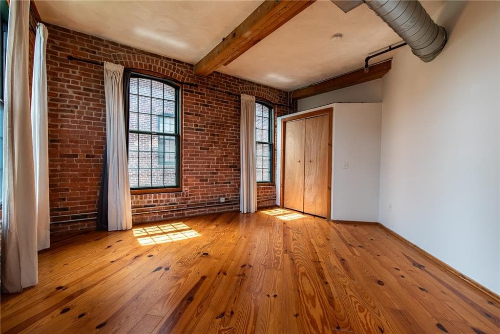 407 Pine Street UNIT 305 photo 10