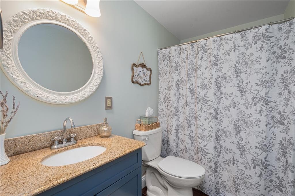 Single Family Residence at 178 D Queens River Drive, South Kingstown, photo 20 of 34