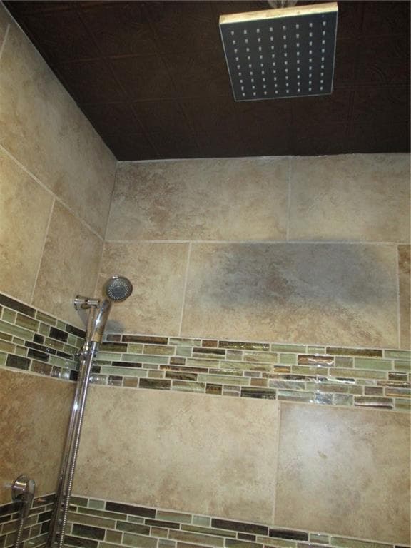 609 Armistice Boulevard photo 30