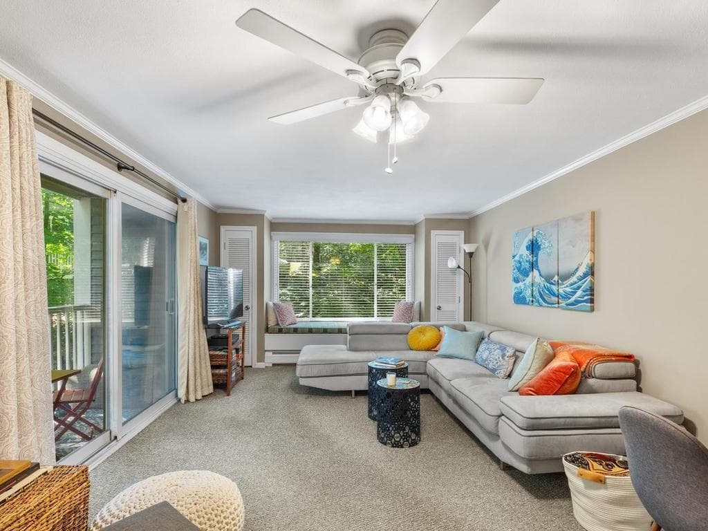 7 Wake Robin Road UNIT 310 photo 3