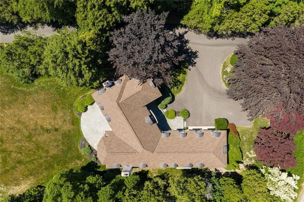 517 Tuckerman Avenue photo 45