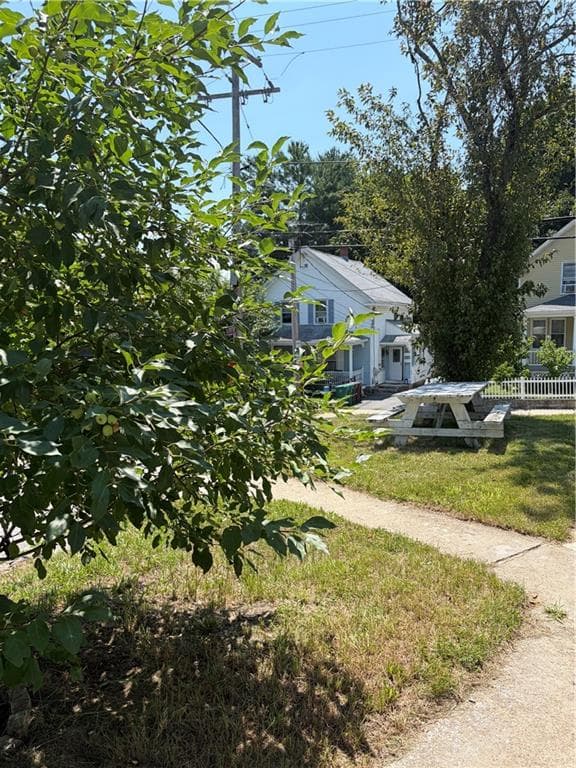 359 Mason Street photo 32