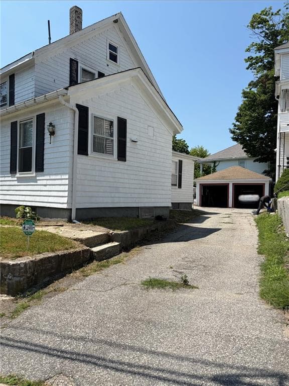 359 Mason Street photo 4