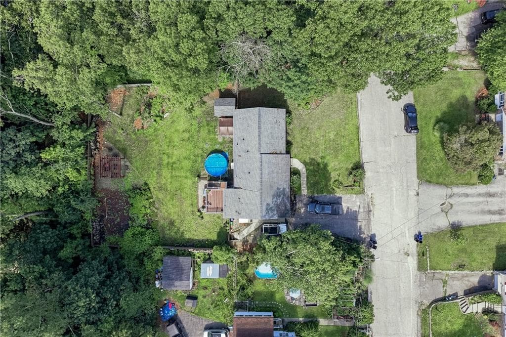 7 Byrd Avenue photo 16