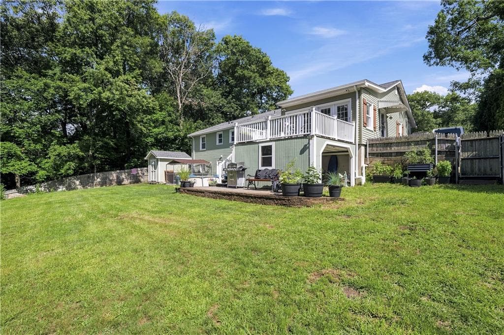 7 Byrd Avenue photo 22