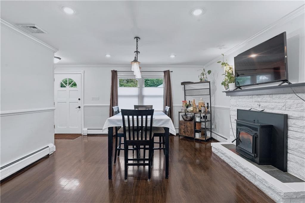 7 Byrd Avenue photo 20