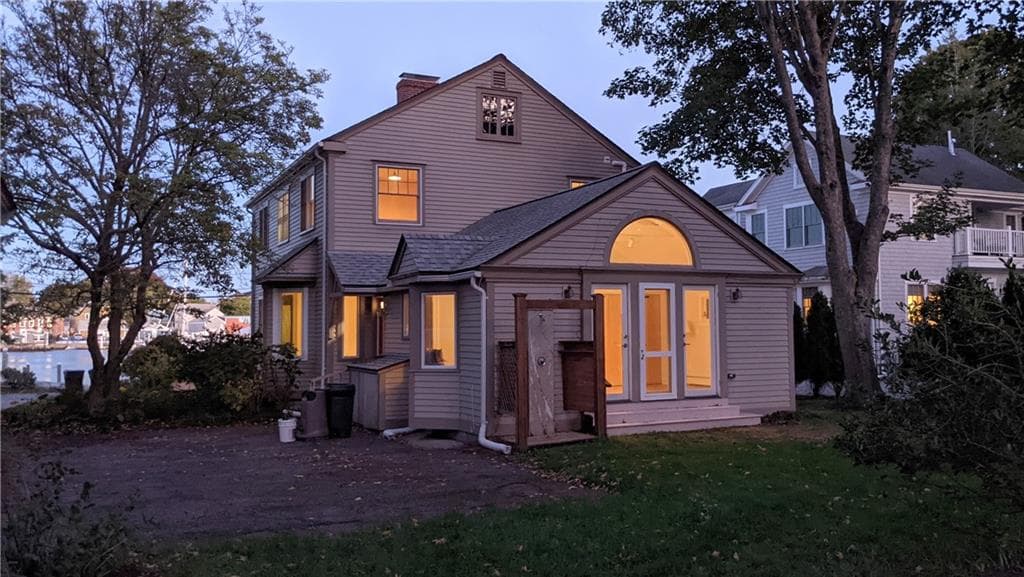 Single Family Residence at 169 Mathewson Road, Barrington, photo 13 of 45