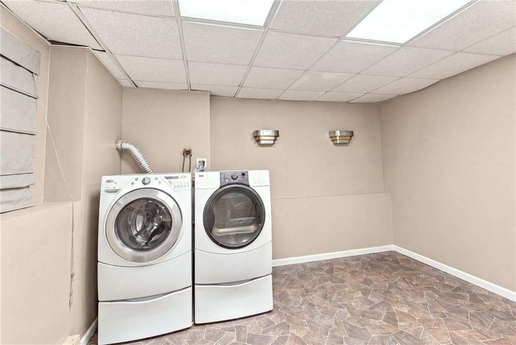 100 Spring Water Drive photo 44
