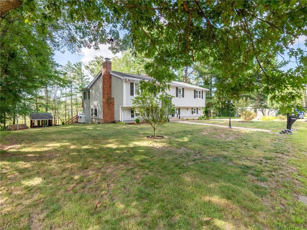 Single Family Residence at 199 Greenville Road, North Smithfield, photo 3 of 30