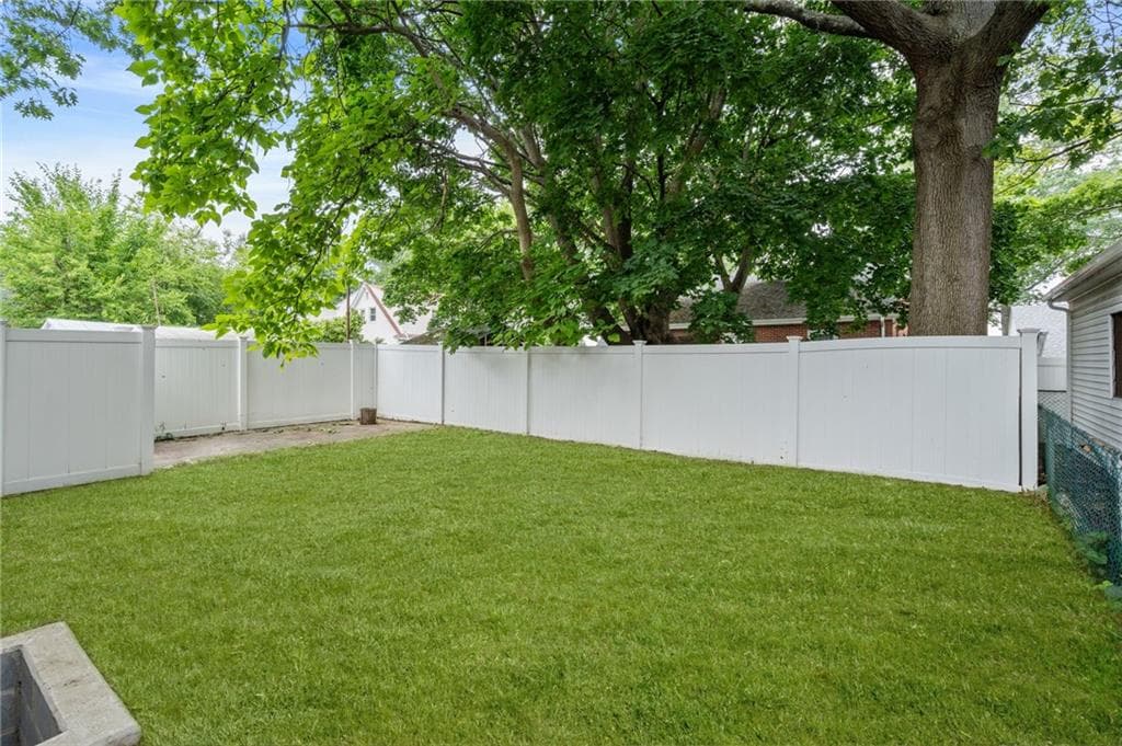 725 River Avenue photo 15