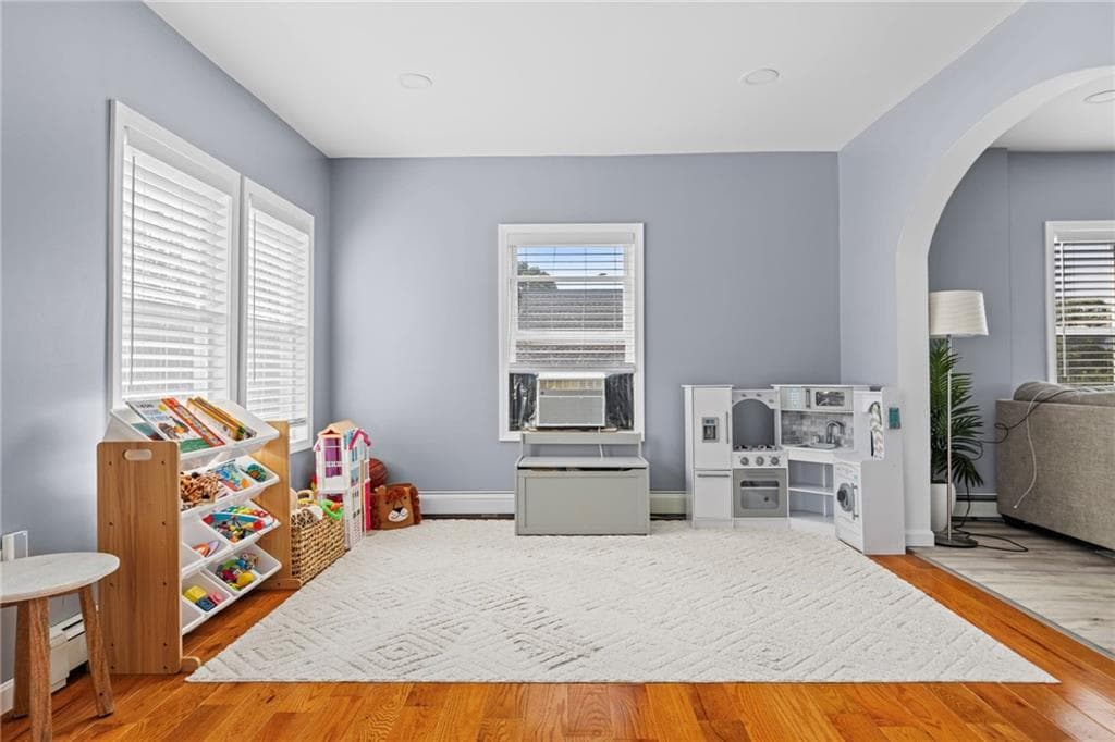 91 Mason Avenue photo 6