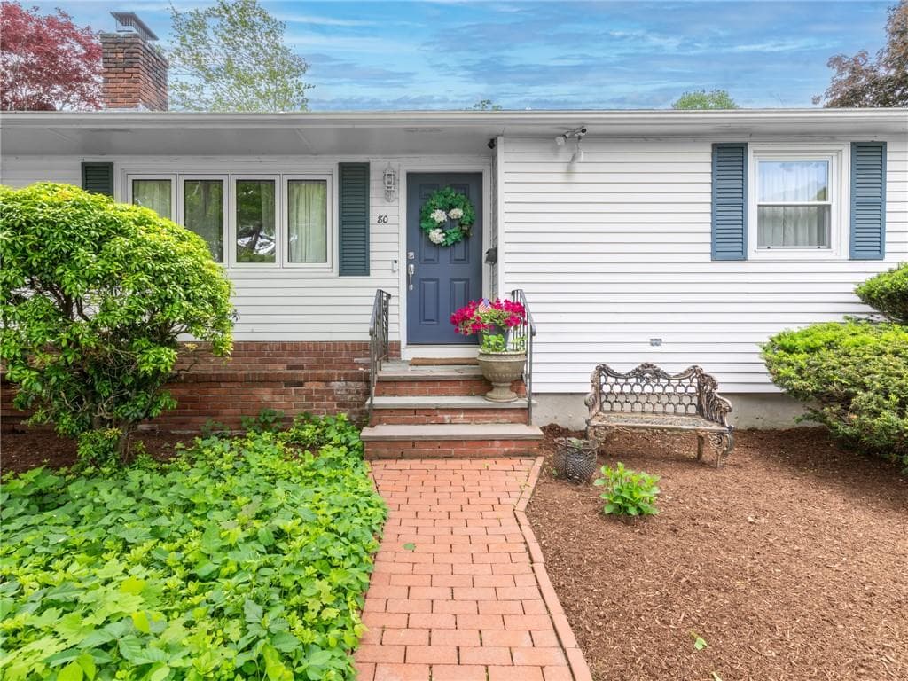 80 Birchwood Way photo 6
