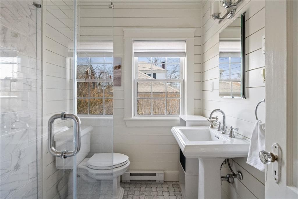 Single Family Residence at 94 Ruggles Avenue, Newport, photo 13 of 28