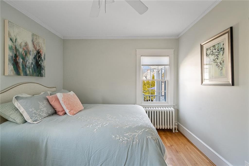 Single Family Residence at 94 Ruggles Avenue, Newport, photo 10 of 28