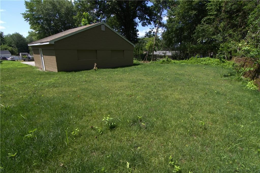 304 Getchell Avenue photo 25