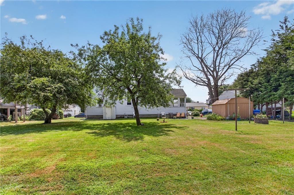 130 Thurston Street photo 46
