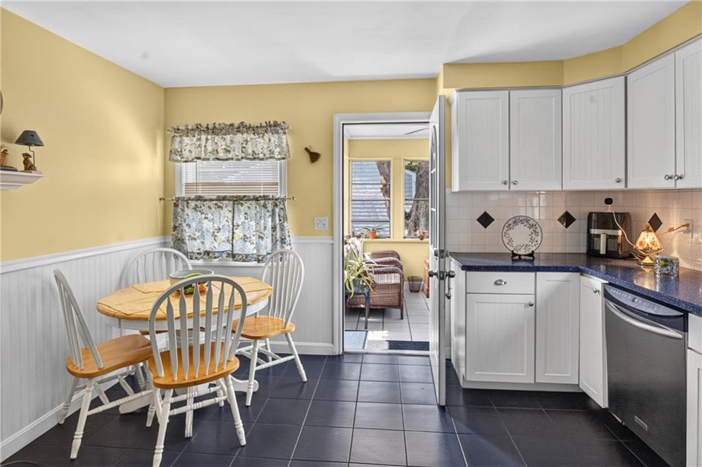 130 Thurston Street photo 17