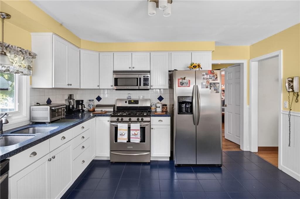 130 Thurston Street photo 12