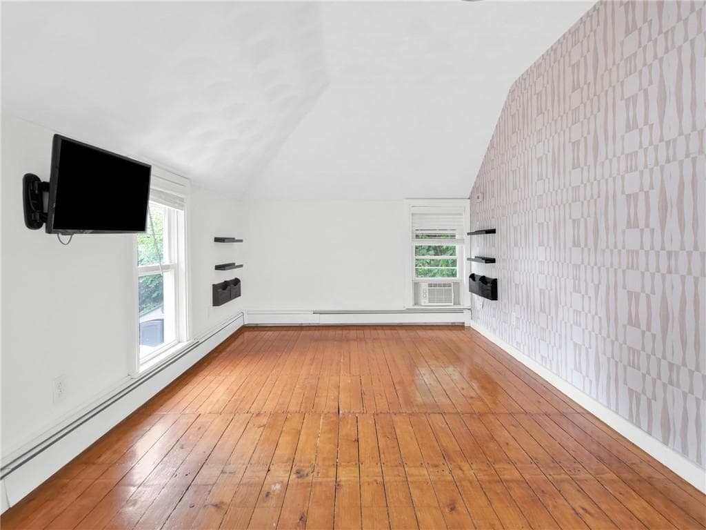 38 Padelford Avenue photo 25