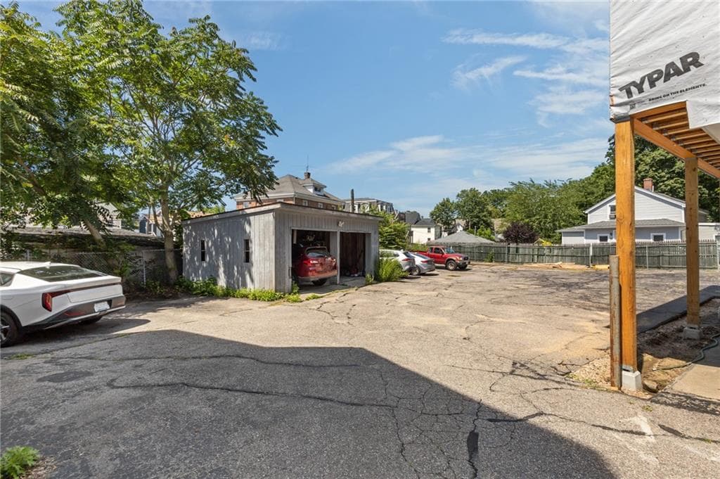 55 Pleasant Street photo 3