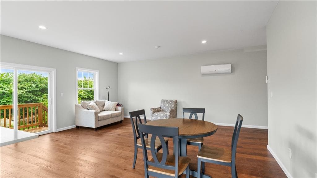 99 Ayda Rose Avenue photo 16